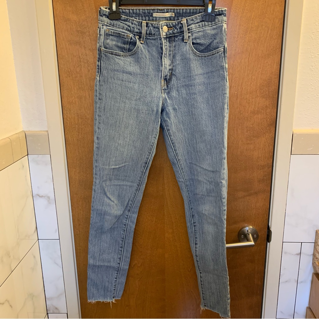 721 Levi’s High Rise Skinny Jean